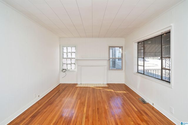 621 VALLEY ROAD, Fairfield, AL 35064