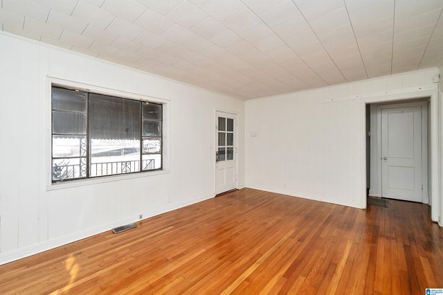 621 VALLEY ROAD, Fairfield, AL 35064