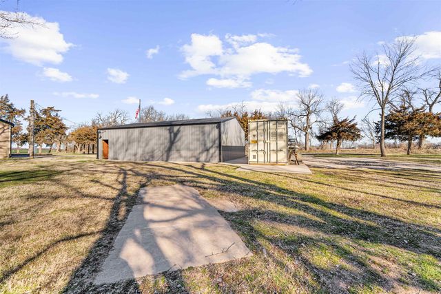 1064 E Lapsley Rd, Assaria, KS 67416