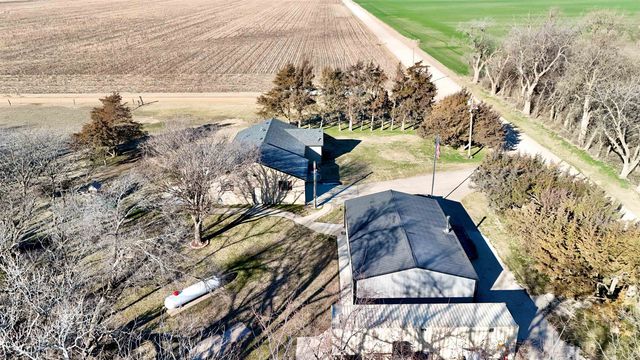 1064 E Lapsley Rd, Assaria, KS 67416