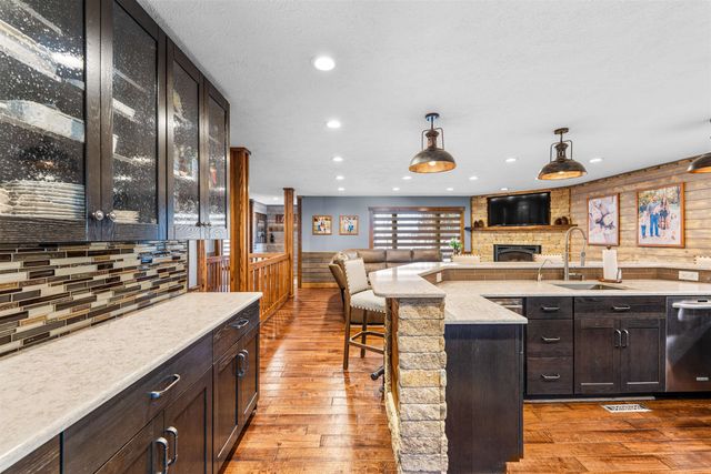 1064 E Lapsley Rd, Assaria, KS 67416