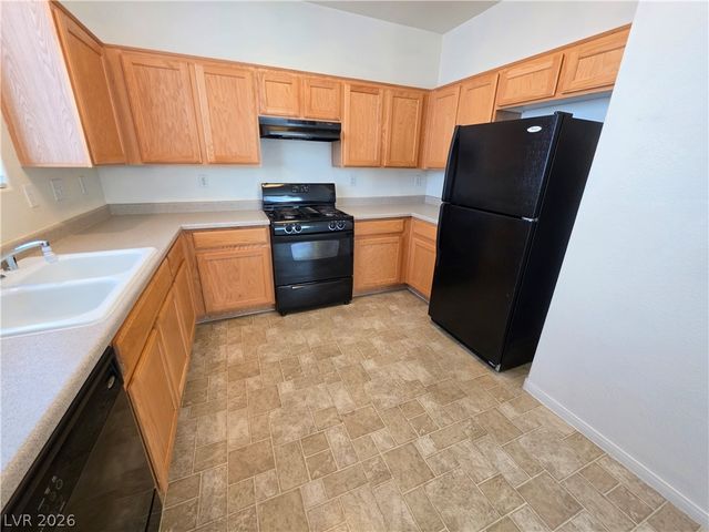 1330 Willow Village Avenue, Las Vegas, NV 89183