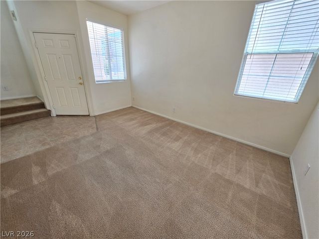 1330 Willow Village Avenue, Las Vegas, NV 89183