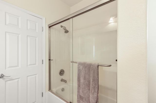 864 Spotted Pony Ln, Rocklin, CA 95765