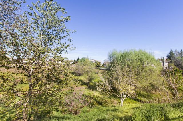 864 Spotted Pony Ln, Rocklin, CA 95765