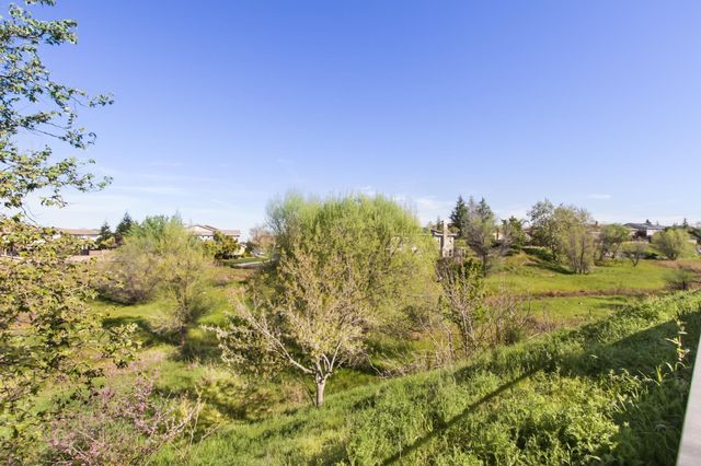 864 Spotted Pony Ln, Rocklin, CA 95765