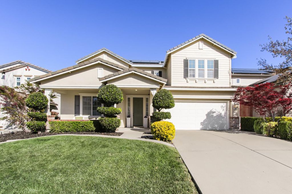 864 Spotted Pony Ln, Rocklin, CA 95765