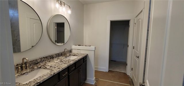 3621 Great Windsor Lane, Green, OH 44685