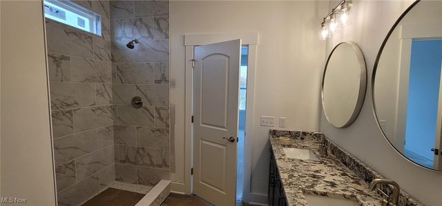 3621 Great Windsor Lane, Green, OH 44685