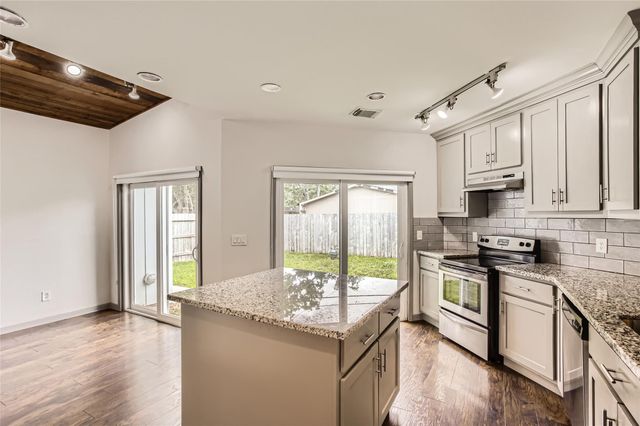 6509 Birdwood Road, Houston, TX 77074