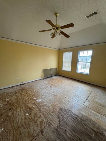 7669 MINERAL CREST CIR S, Unincorporated, TN 38125