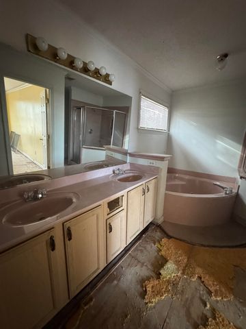 7669 MINERAL CREST CIR S, Unincorporated, TN 38125