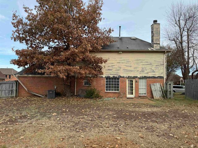 7669 MINERAL CREST CIR S, Unincorporated, TN 38125