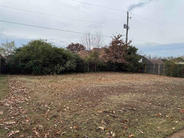 7669 MINERAL CREST CIR S, Unincorporated, TN 38125