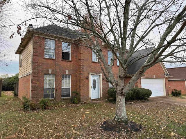 7669 MINERAL CREST CIR S, Unincorporated, TN 38125