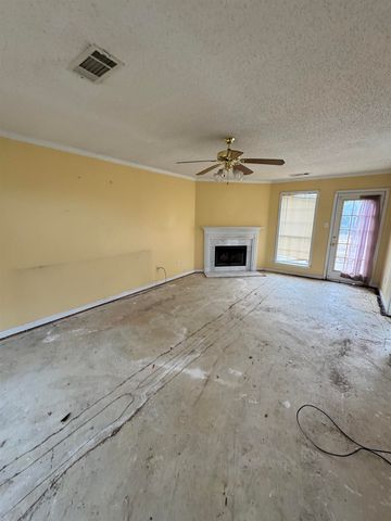 7669 MINERAL CREST CIR S, Unincorporated, TN 38125