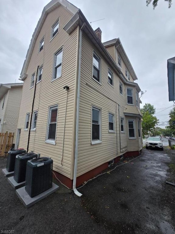 579 Stuyvesant Ave, Irvington Twp., NJ 07111