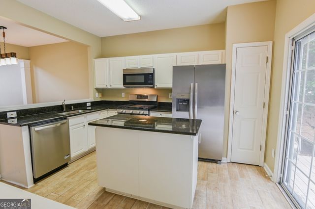 5467 Medlock Corners Drive, Peachtree Corners, GA 30092