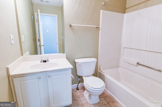 5467 Medlock Corners Drive, Peachtree Corners, GA 30092