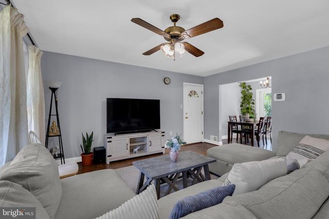 10109 LOMOND DR, Manassas, VA 20109