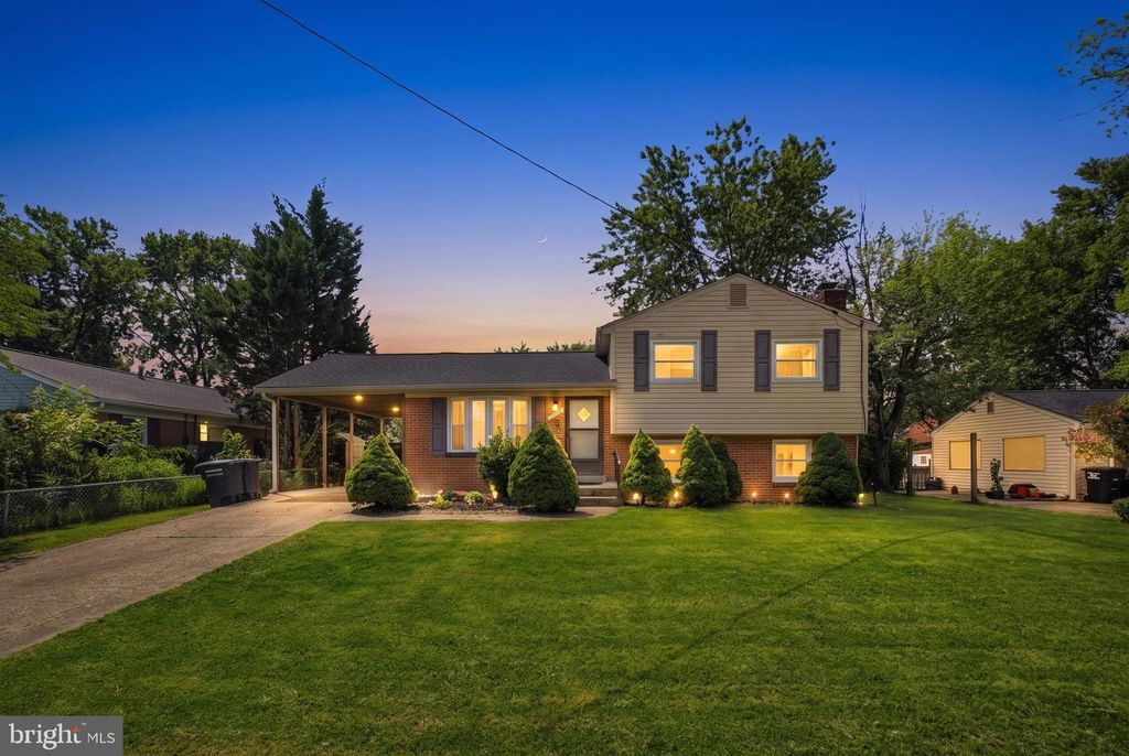 10109 LOMOND DR, Manassas, VA 20109