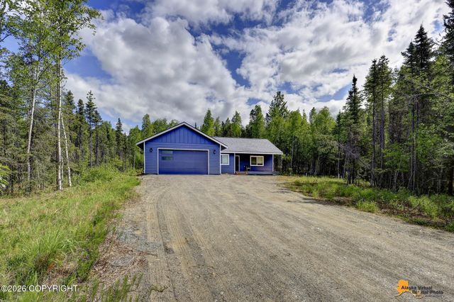 2941 N Sally Mae Circle, Wasilla, AK 99623