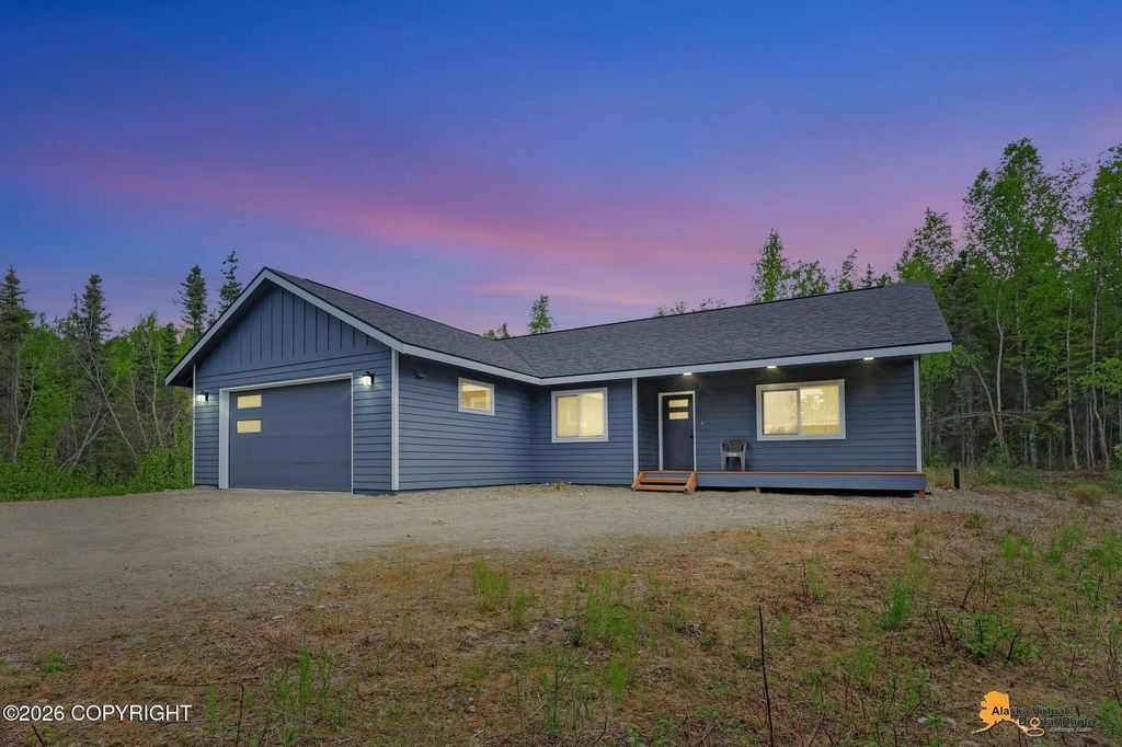 2941 N Sally Mae Circle, Wasilla, AK 99623