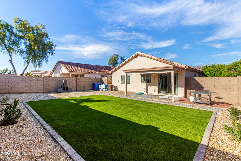 14817 W REDFIELD Road, Surprise, AZ 85379
