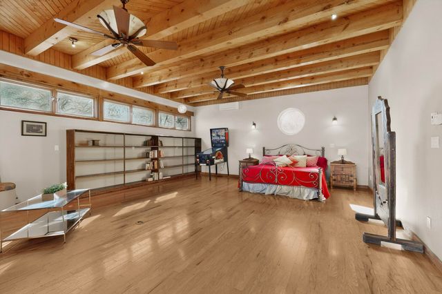 704 Tyler Road NW, Los Ranchos, NM 87107