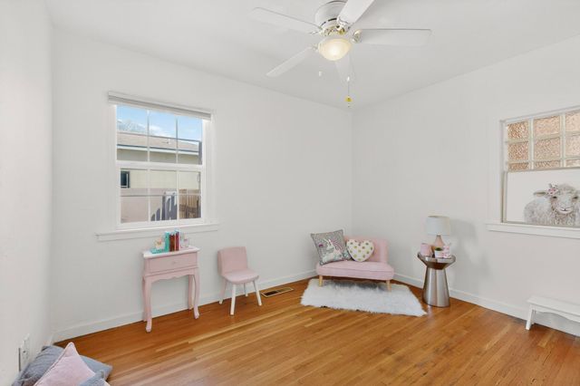 704 Tyler Road NW, Los Ranchos, NM 87107