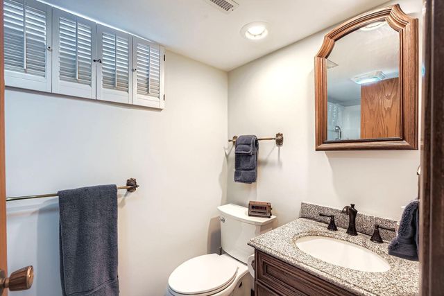 6016 79th Avenue N, Brooklyn Park, MN 55443