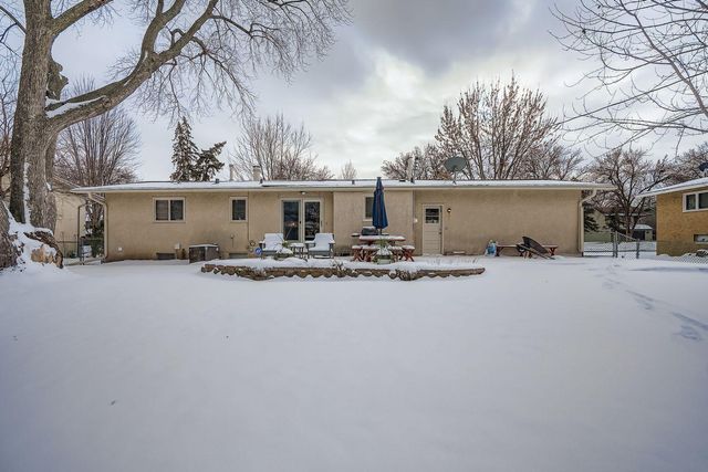 6016 79th Avenue N, Brooklyn Park, MN 55443