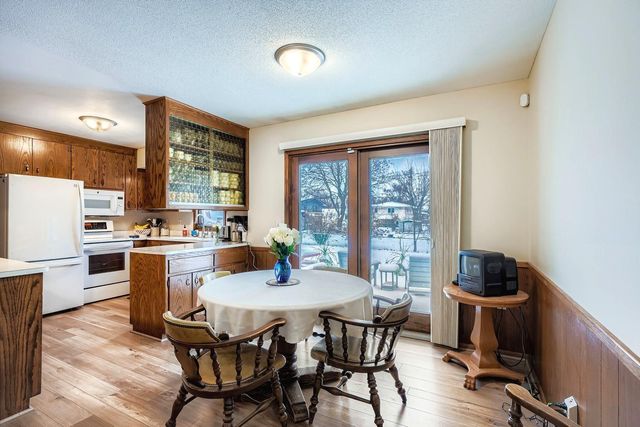 6016 79th Avenue N, Brooklyn Park, MN 55443