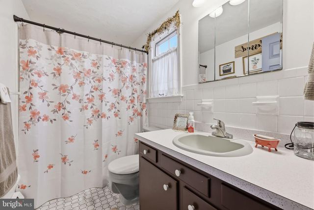 2232 SWAMP RD, Fountainville, PA 18923