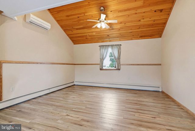 2232 SWAMP RD, Fountainville, PA 18923