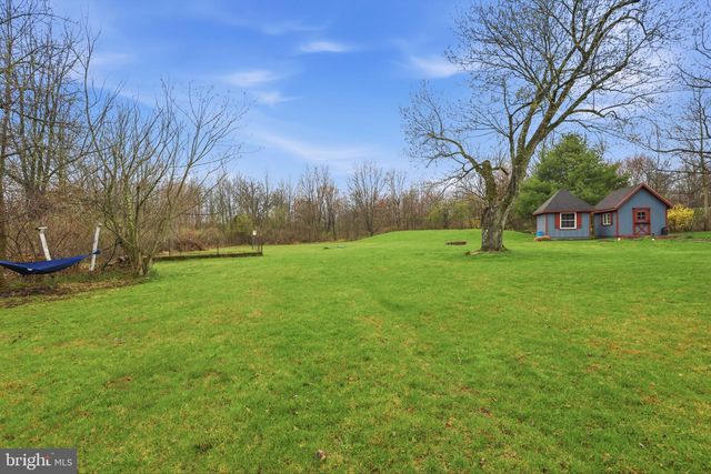 2232 SWAMP RD, Fountainville, PA 18923