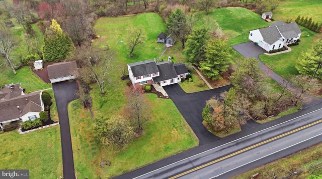 2232 SWAMP RD, Fountainville, PA 18923