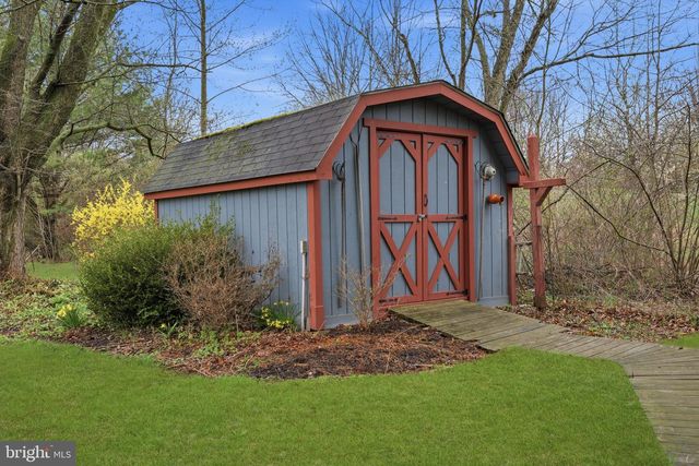 2232 SWAMP RD, Fountainville, PA 18923