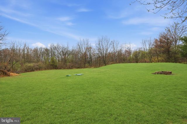 2232 SWAMP RD, Fountainville, PA 18923