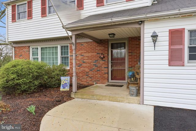 2232 SWAMP RD, Fountainville, PA 18923