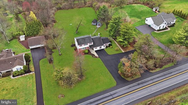 2232 SWAMP RD, Fountainville, PA 18923