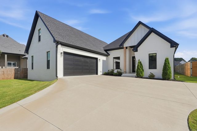 3450 Maple Springs Drive, Conway, AR 72034