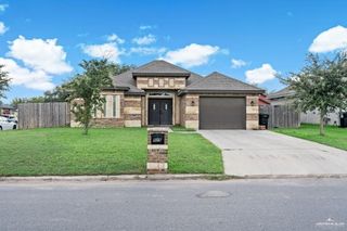 909 Emerald Avenue, Weslaco, TX 78599