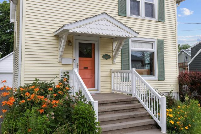 120 E COMMERCIAL STREET, Appleton, WI 54911