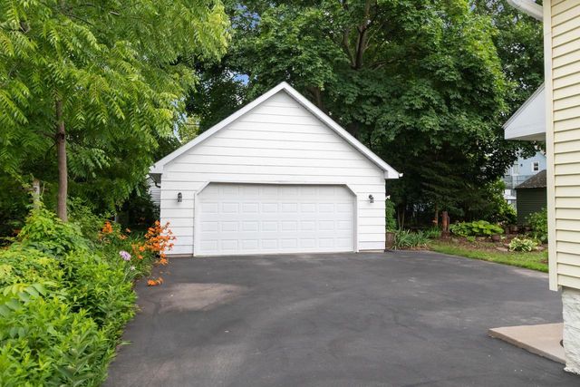 120 E COMMERCIAL STREET, Appleton, WI 54911