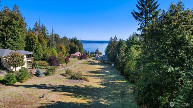16518 34th Street Ct NW, Lakebay, WA 98349