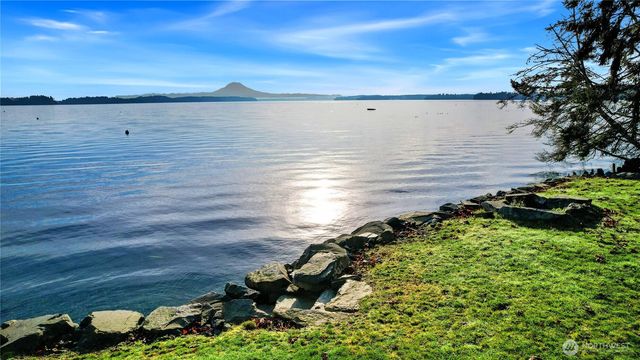 16518 34th Street Ct NW, Lakebay, WA 98349