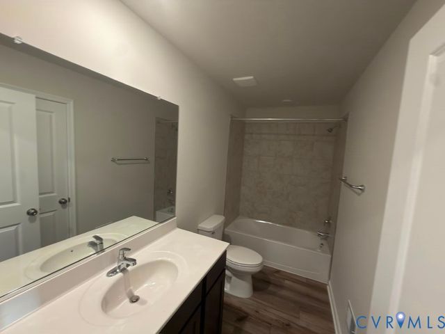 8760 Whitman Dr, Chesterfield, VA 23832
