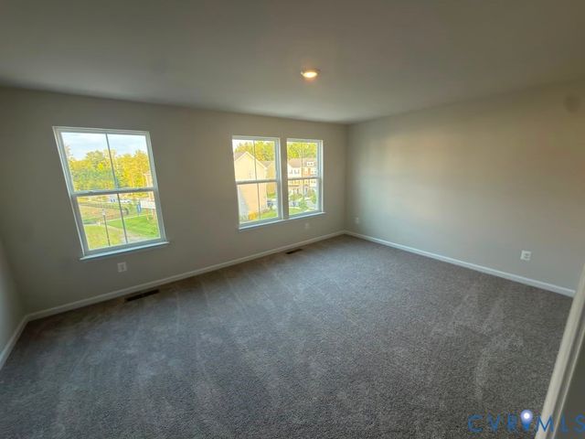 8760 Whitman Dr, Chesterfield, VA 23832