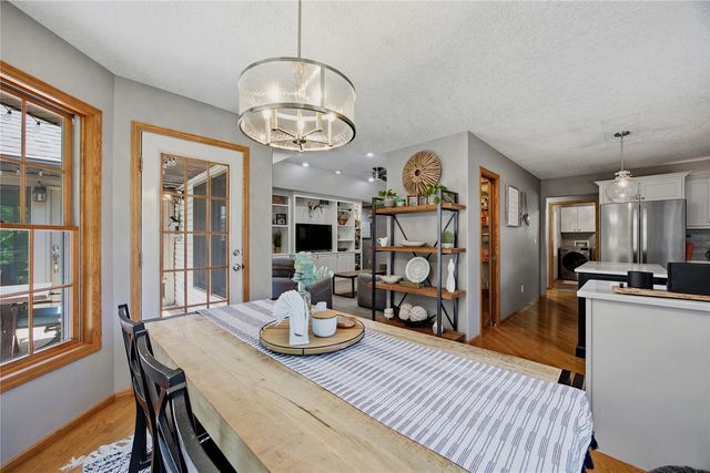 4000 Mehaffey Lane NE, Solon, IA 52333